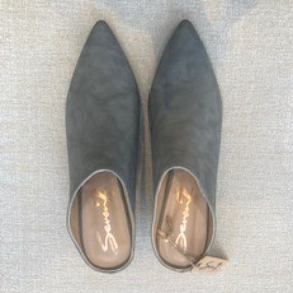 Seven7 Gray Mules